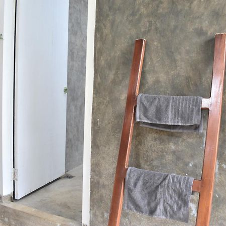 Mama'S Homestay 鲁滕 外观 照片